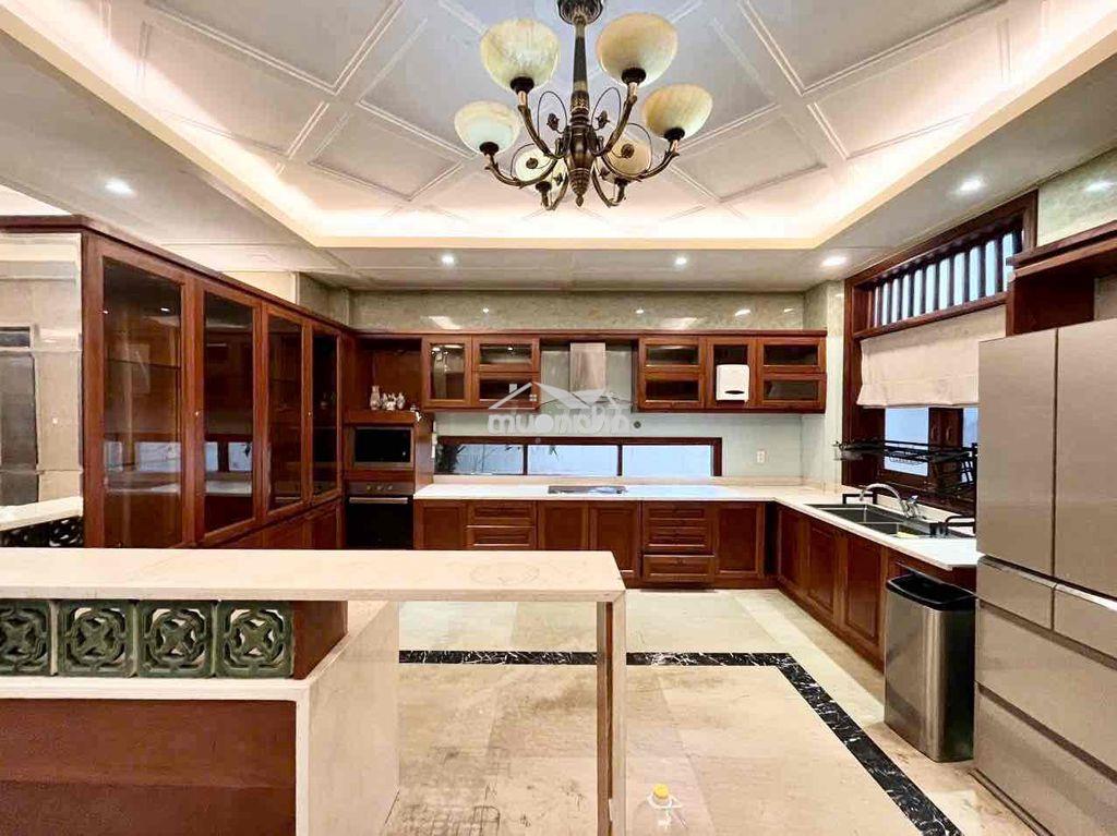 Cho thuê biệt thự hồ hơi nội thất xịn ngay lotte quận7-  12x20m 4tầng - Ảnh 4
