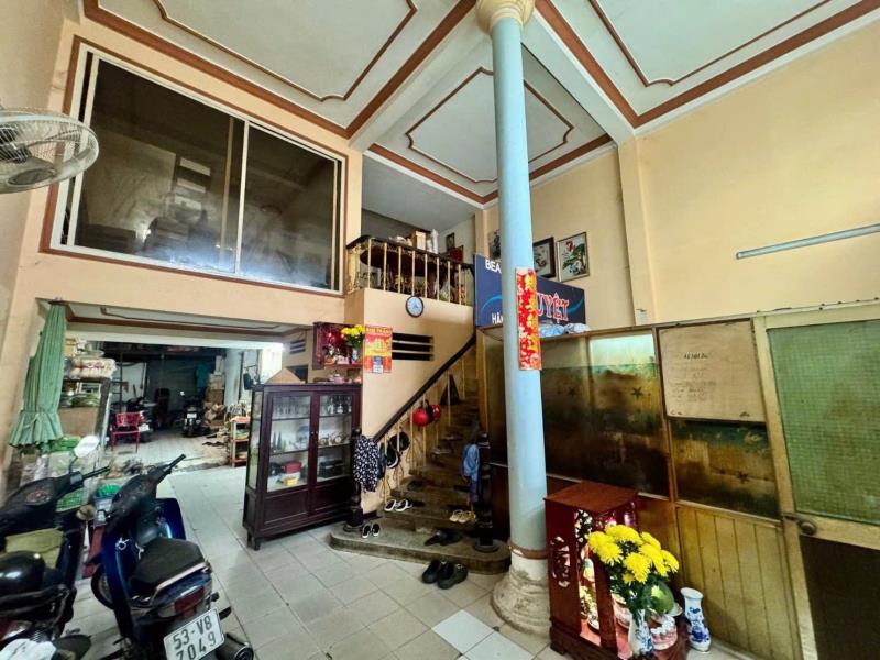 Bán nhà 4 tầng 6,5 x 26 mặt tiền lý thường kiệt, gần chợ gò vấp - Ảnh 3