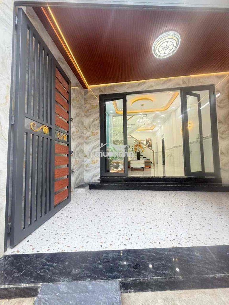 Nha moi hoan toan - Ảnh 2