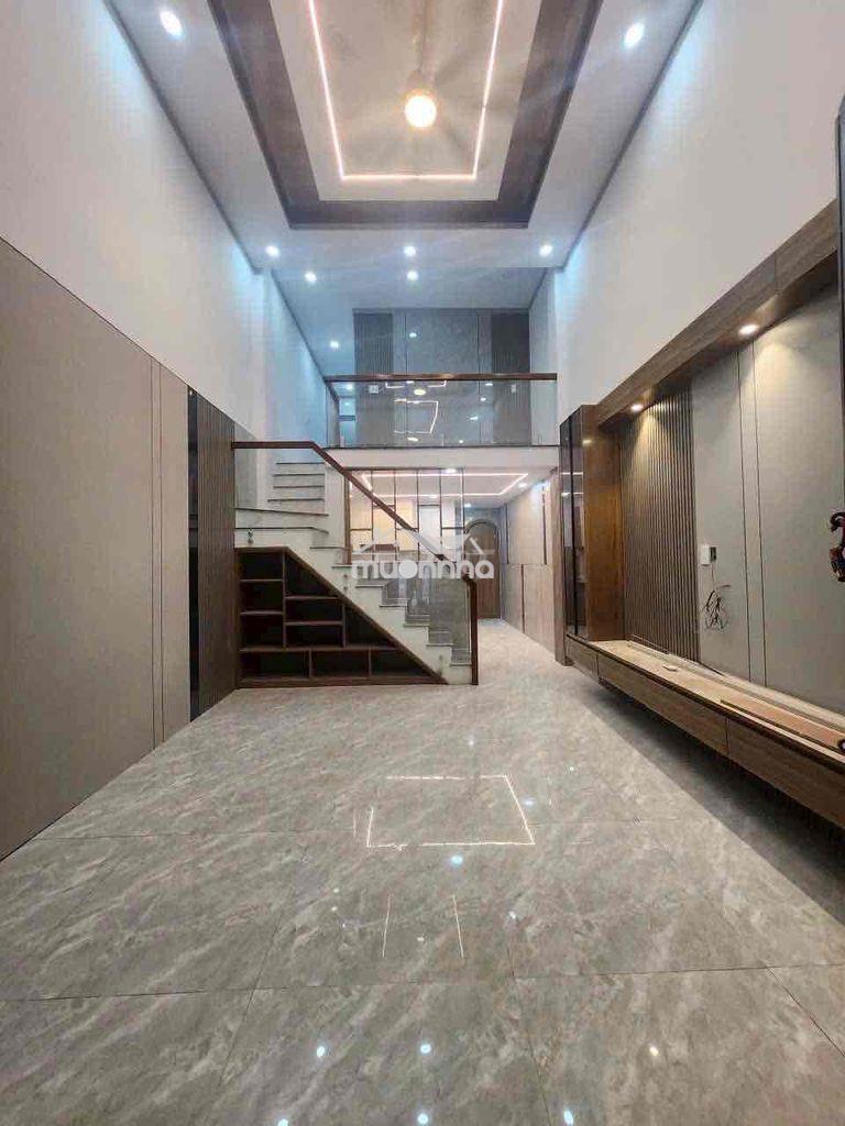 Bán nhà cấp 4 gác đổ, dt đất  110 m gần ngã ba cây điệp , đẹp mê ly