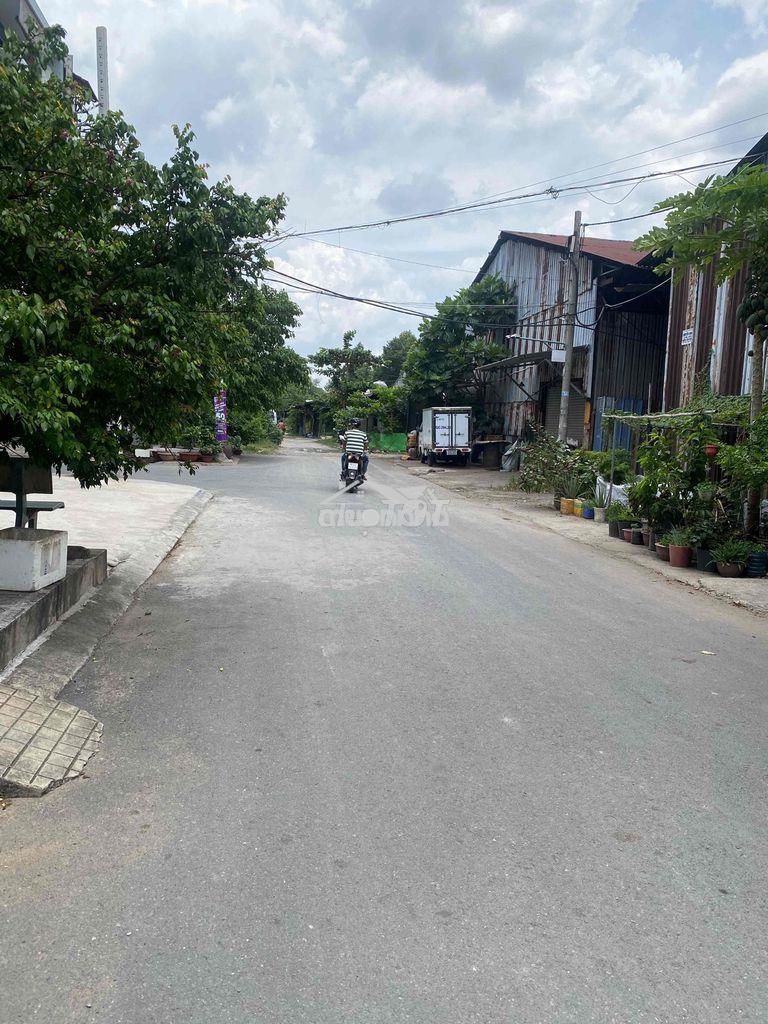 Cho thuê kho 375m2