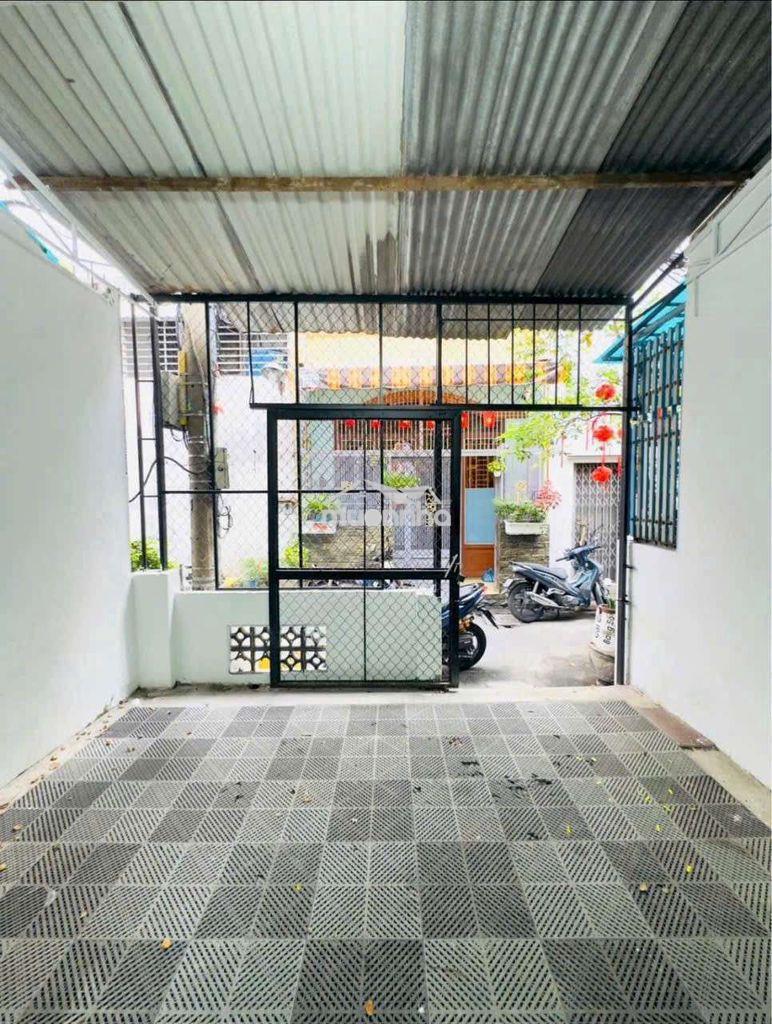 Cho thuê nhà vườmg lài- phú thọ hòa - 8,5trieu - 4×15m - 2pn