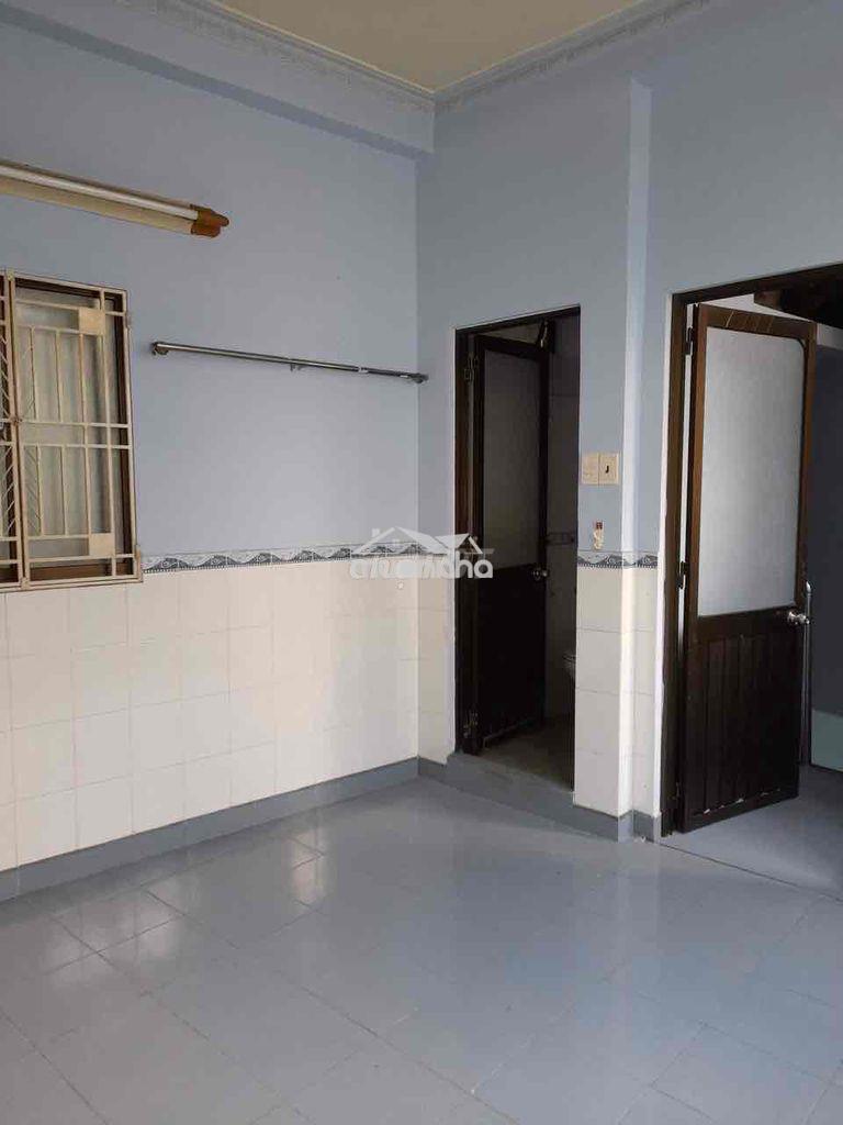 Chính chủ cho thuê nhà q.1 cô giang nt 2pn 3wc 4 tầng giá 12,6tr ạ - Ảnh 3