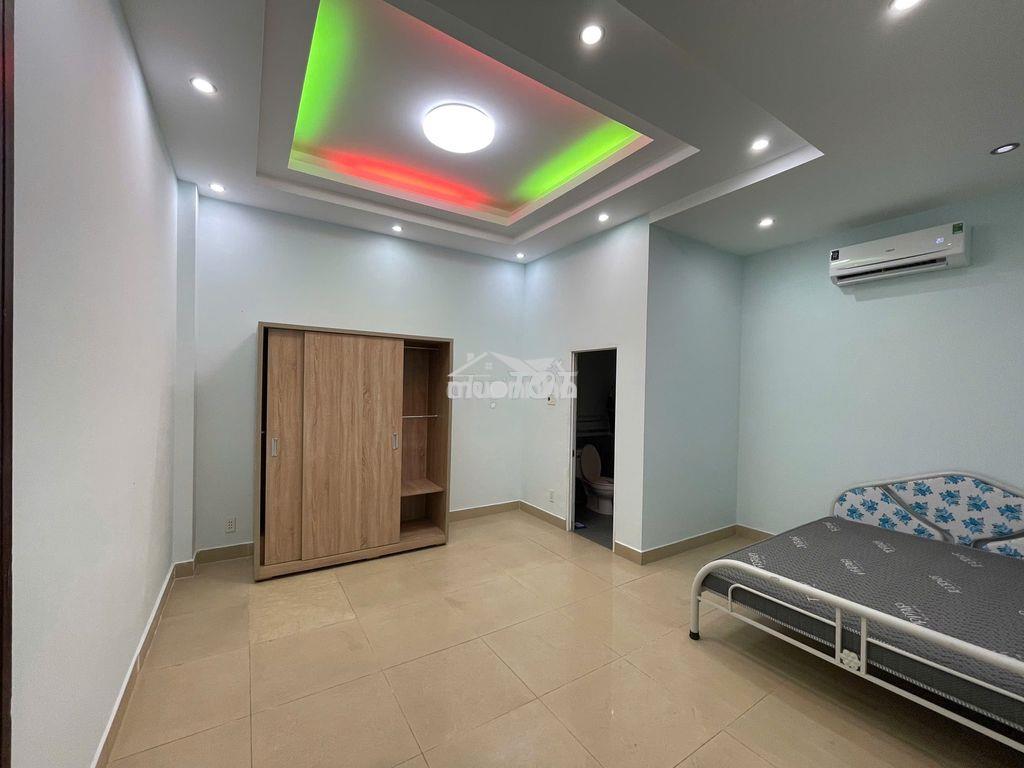 Cho thuê [hoặc bán] q7 ngang 6m huỳnh tấn phát - thu sẵn 30tr/tháng - 2