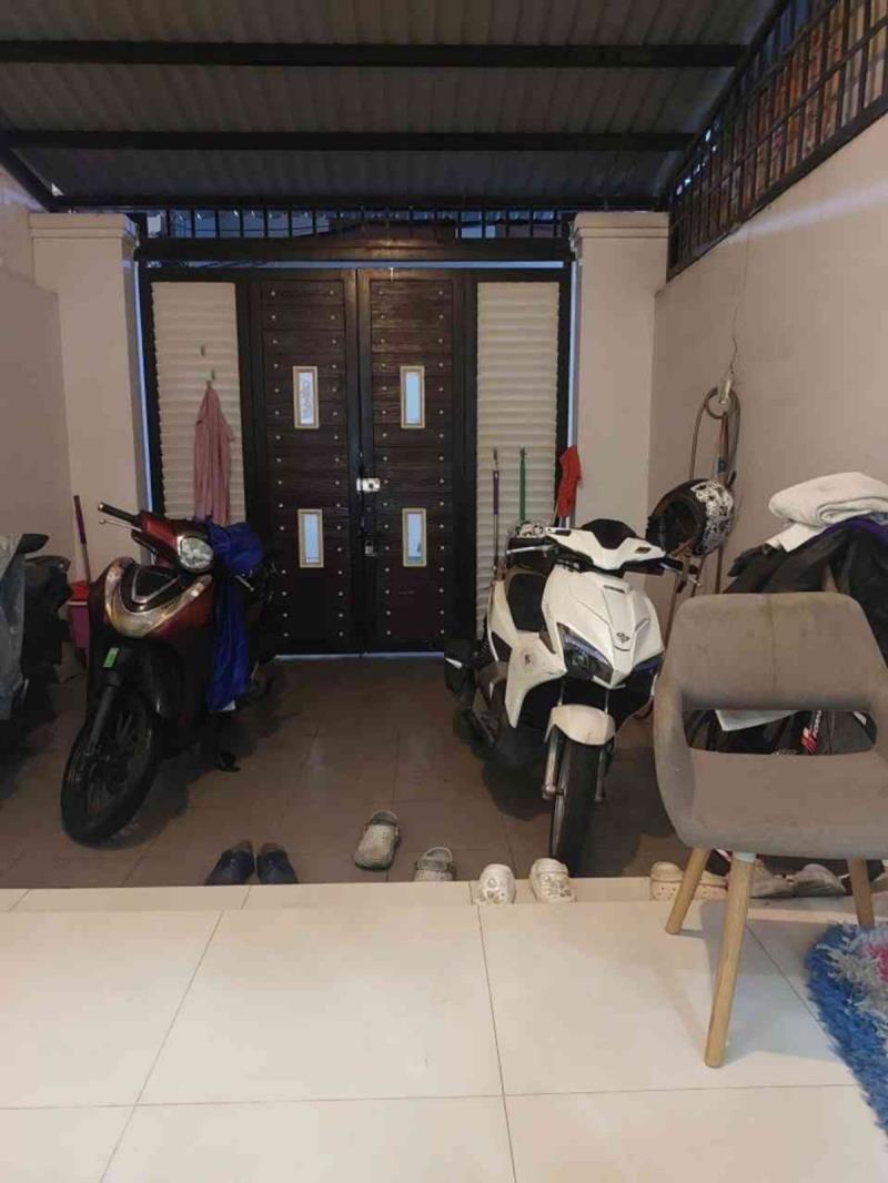 Nhà bán thống nhất 87m2, 4 tầng sổ hồng riêng