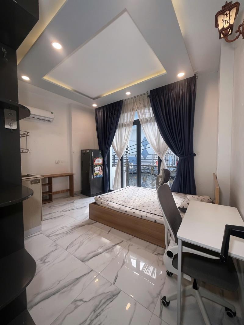 Phòng 35m2 siêu rộng ban công thoáng full nội thất giáp quận 1- phan xích long, bình thạnh