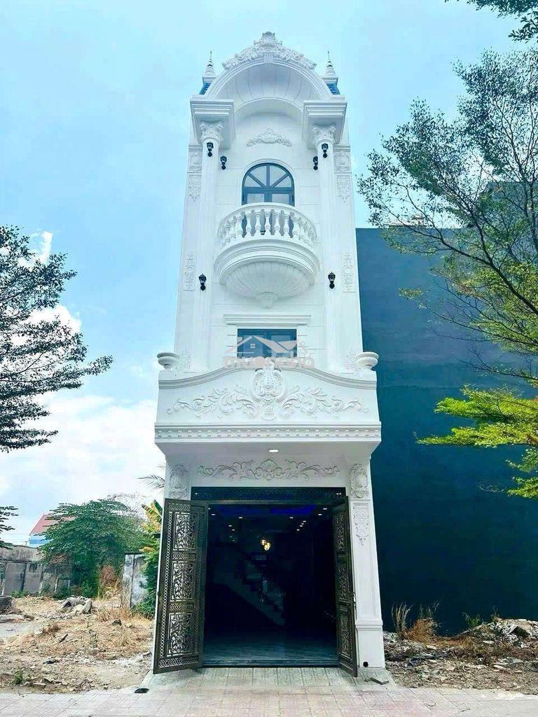 Cho thuê nhà bình chuẩn có nội thất