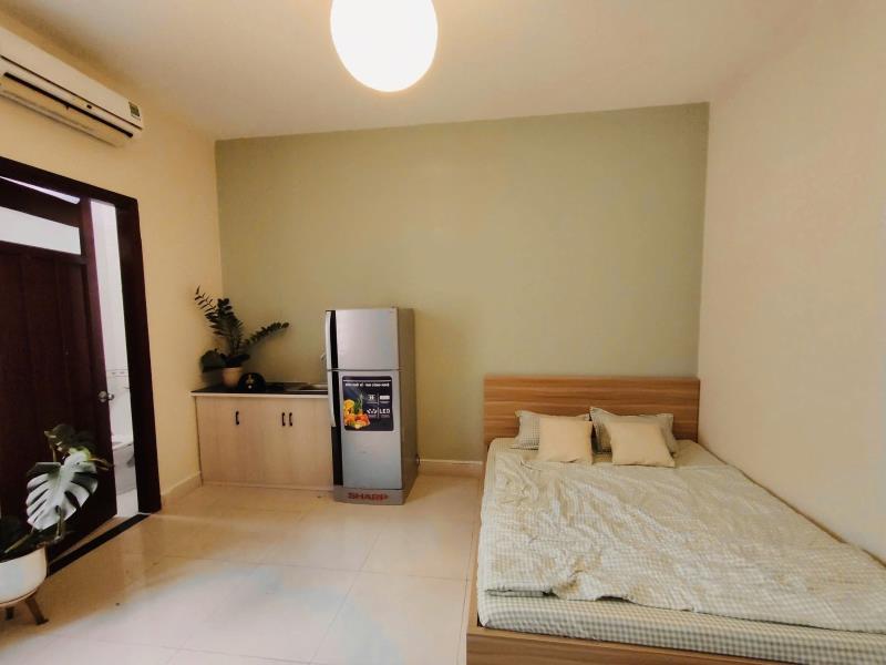 Studio cửa sổ lớn full nội thất(nội thất mới) 