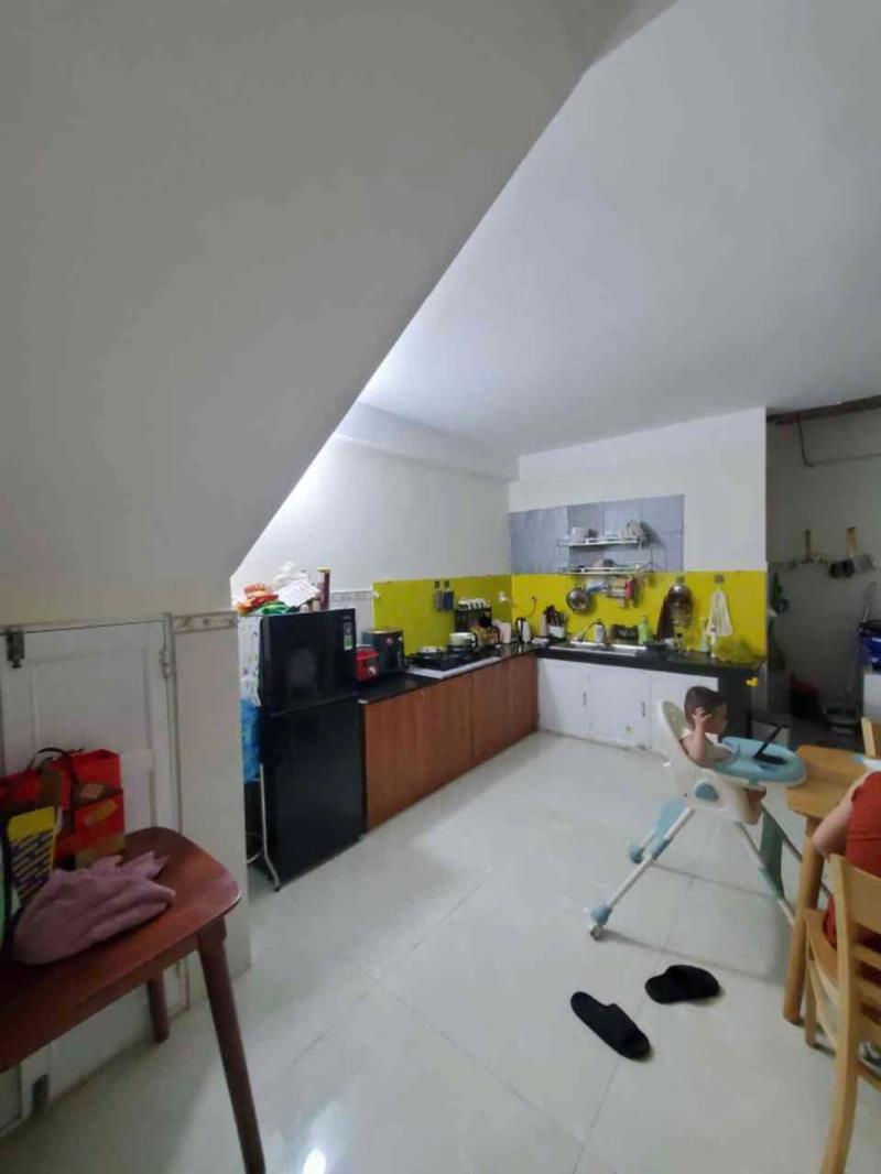 Nhà 4 tầng 4x26 mặt tiền nhánh phan huy ích, 9 phòng, 40tr/tháng, kế bên tân bình - Ảnh 3