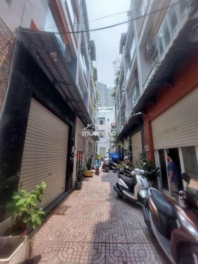 Cho thuê nhà đường bùi minh trực p6.q8 dt.4m×11m } 3lầu st. 4phòng 3wc