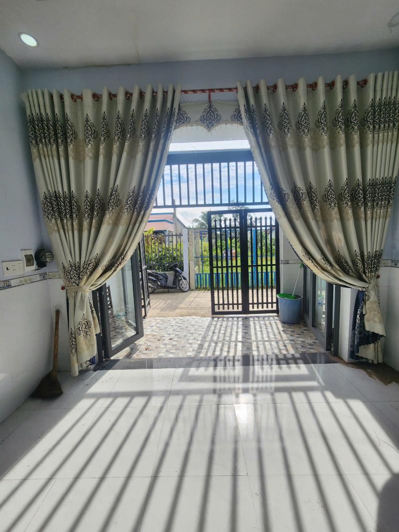 Bán nhà sổ hồng riêng hóc môn [5m*13m] trệt lầu nhà mới ở liền giá 1 tỷ tl - Ảnh 3