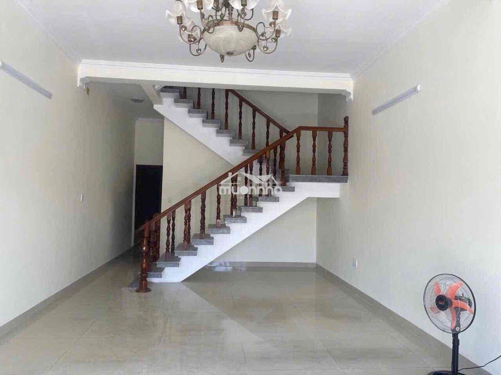 Cho thuê nhà 1 trệt 2 lầu 4pn đường lê quang định - 2