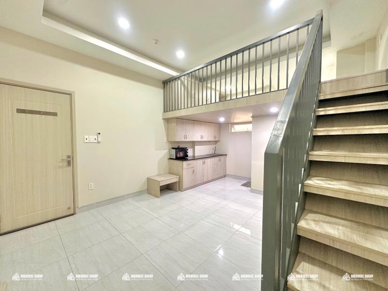 Cho thuê căn hộ duplex siêu rộng gần vaa và tiện đường đi vhu-chợ hoàng hoa thám