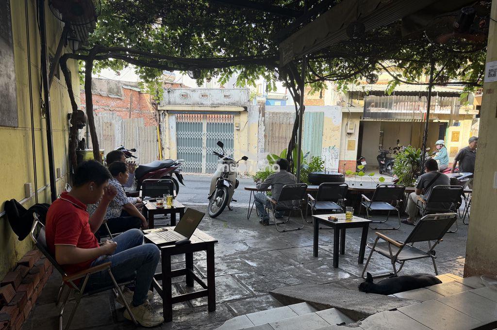 Sang mặt bằng cà phê lâu năm 130triệu - Ảnh 3