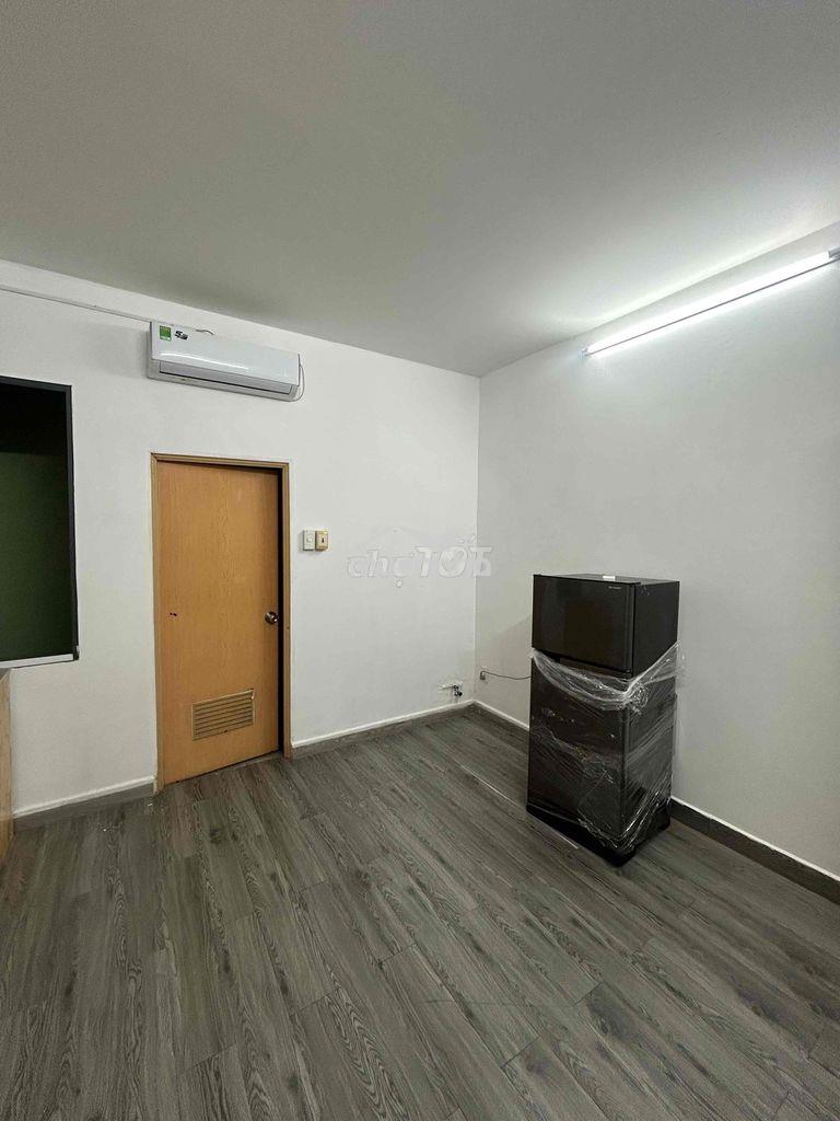 Phòng 30m2_ sudio cửa sổ giếng trời_ 43 cù lao - Ảnh 2