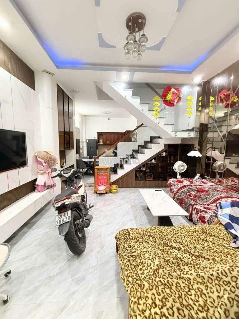 Full nội thất 4,5x13 trệt 3 lầu 4pn 3wc hẻm ô tô 5m gần pmqtrung  - Ảnh 2