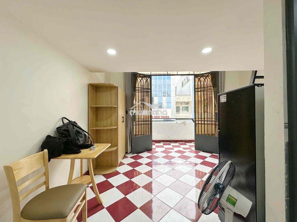 Khai trương nhiều phòng gác ban công và cửa sổ sáng , bình tiên q6 gần - Ảnh 4