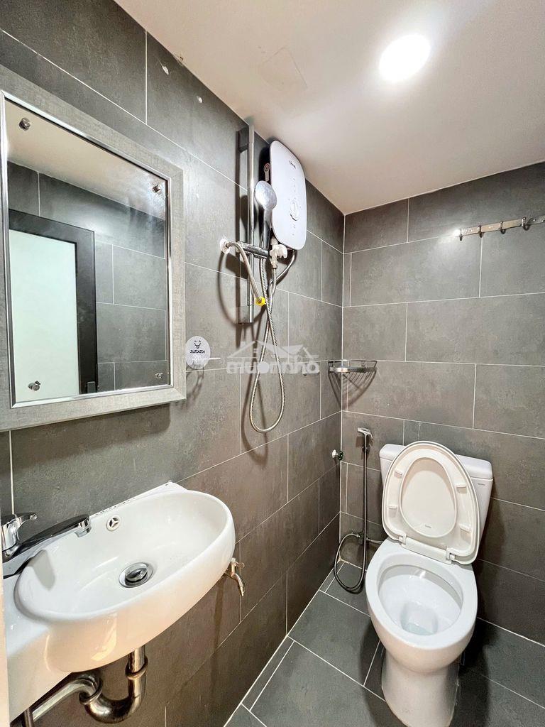 Phòng trọ đầy đủ nội thất gác cao sát lý phục man q7 - Ảnh 3