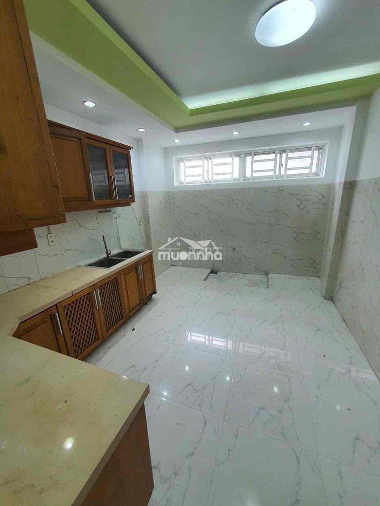 Nhà lầu 3 tầng hẻm 4m diện tích lớn p4 q8 - Ảnh 4