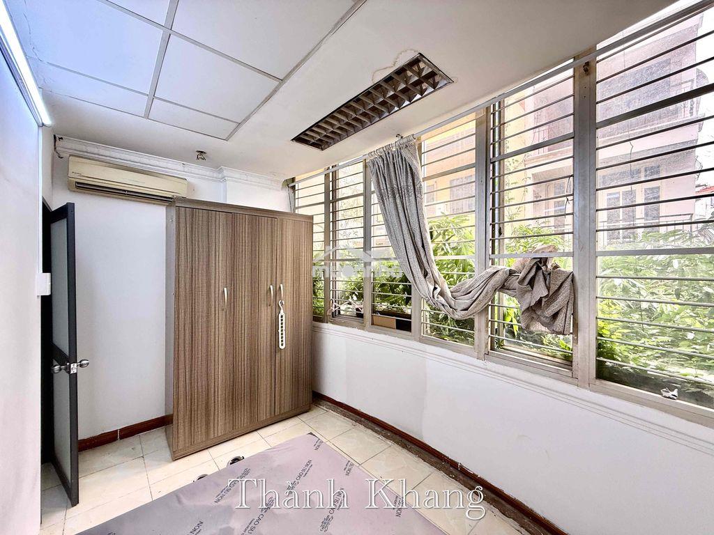 Cho thuê căn hộ 2pn cửa sổ full nt rộng 50m2 ngay nhà hát hoà bình - Ảnh 3