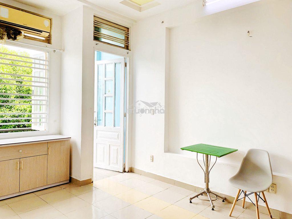 Cho thuê phòng trọ bình thạnh, trước nhà là công viên ở 3-4 thoải mái - Ảnh 3