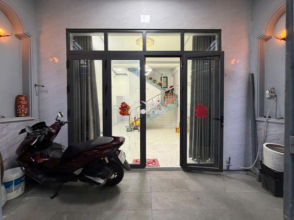 Bán nhanh nhà  hẻm 5m lạc long quân, tân bình, 5x12, 2 tầng,giá 6.2 tỷ - 2