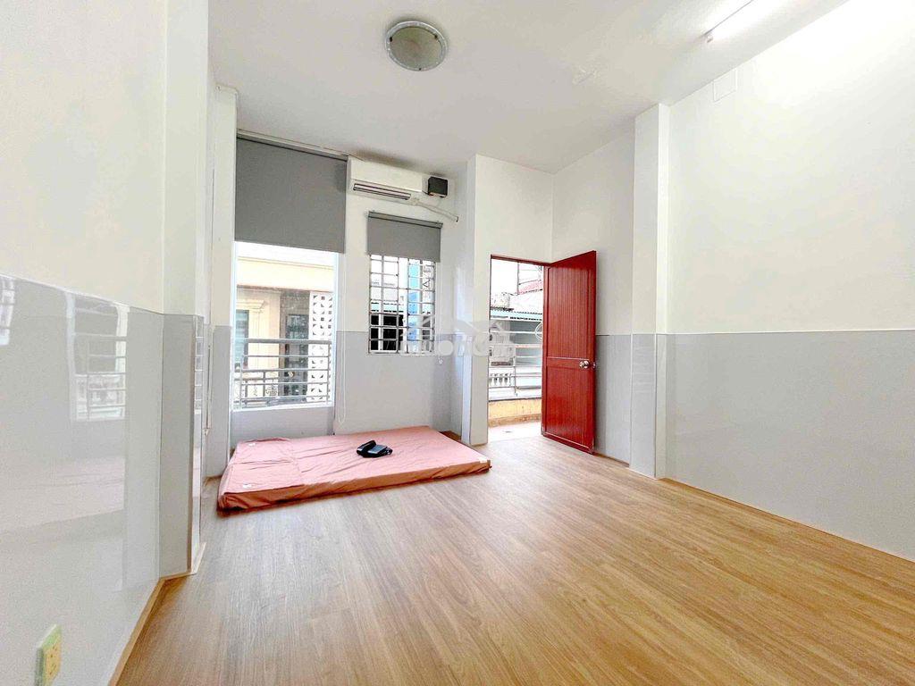 Cho thuê phòng ban công - giá rẻ - nhà mới xây xong - Ảnh 2