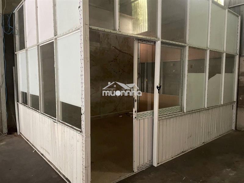Cho thuê mb kho 8 x 25m, giá 14tr/ tháng