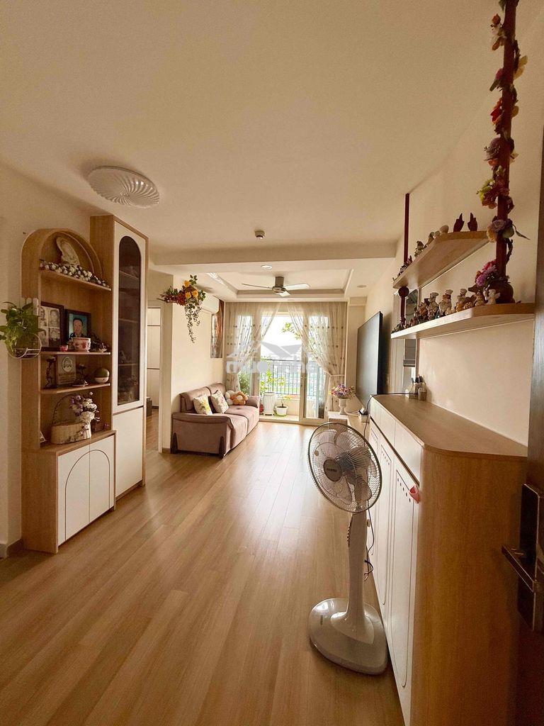 Bán nhanh căn gốc 72m the avila p16 q8