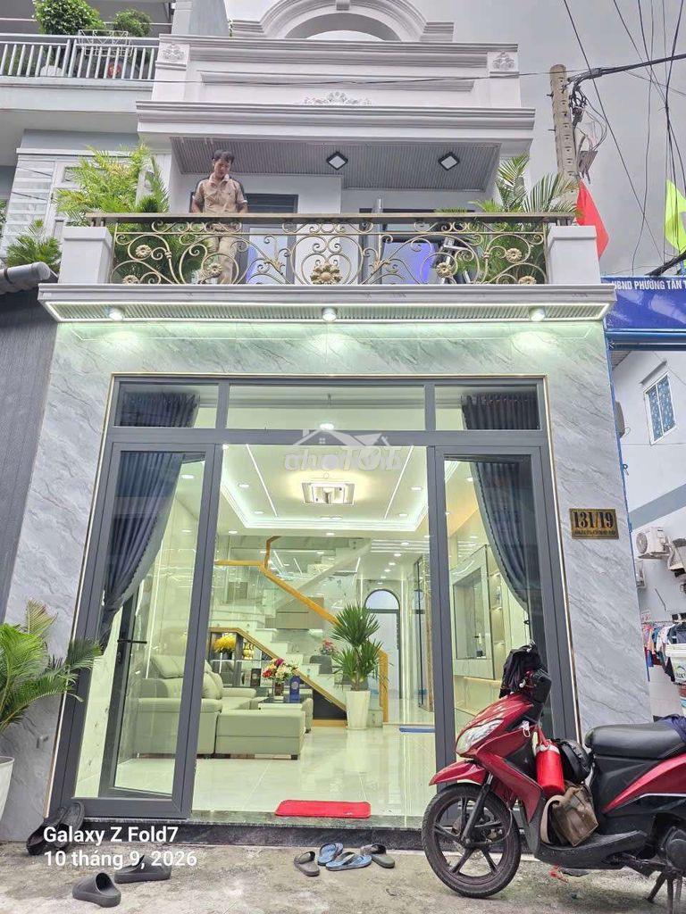 Bán nhà đẹp quận 12