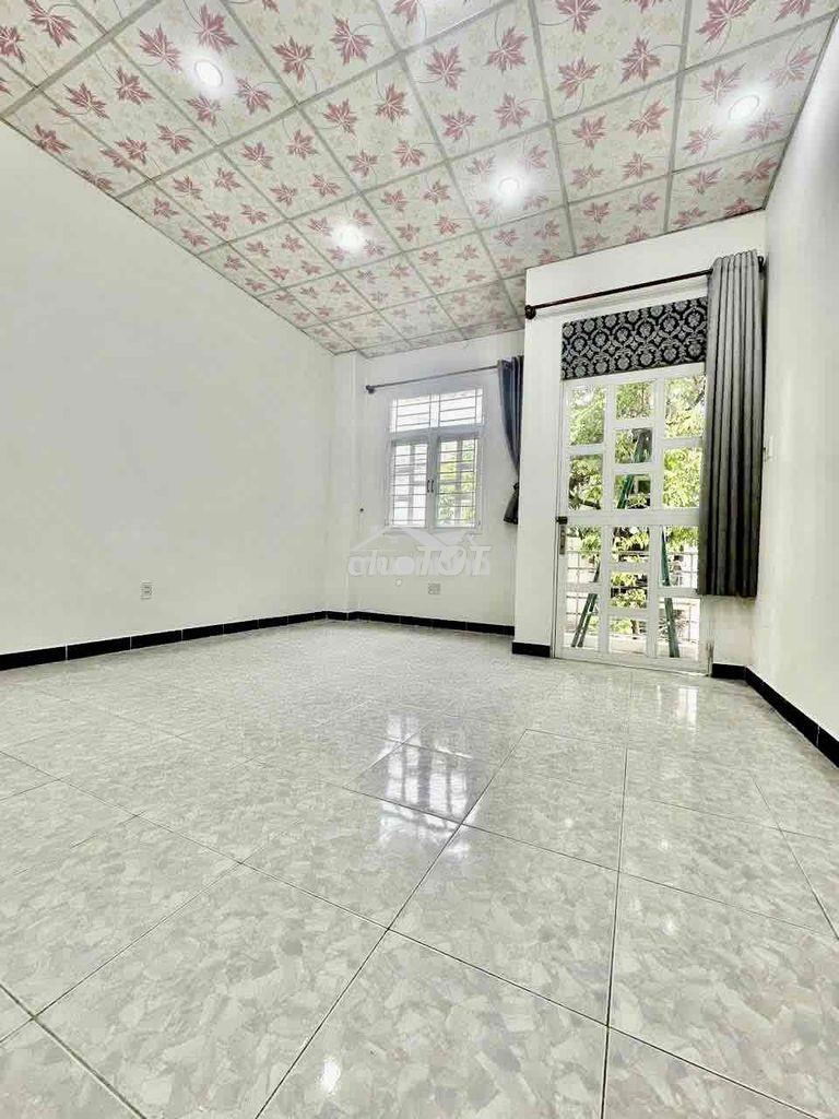 🏠Cho thuê nhà mới như hình. hẽm xe hơi 🚘🚘khu c phạm hùng   👉 gần satra - 3