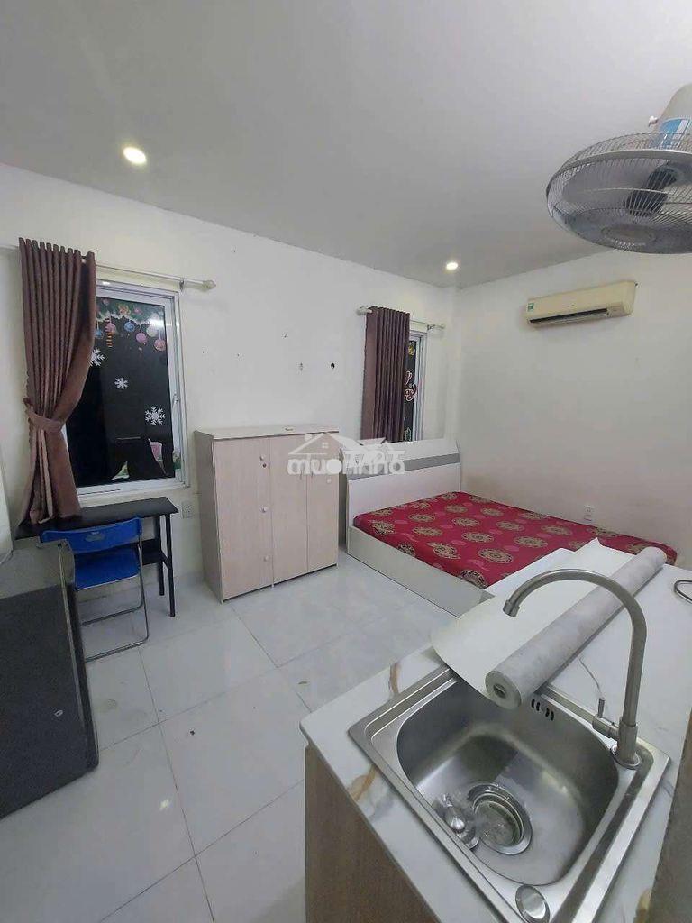 Phòng trọ giờ tự do: 451/36/2 tô hiến thành, q10