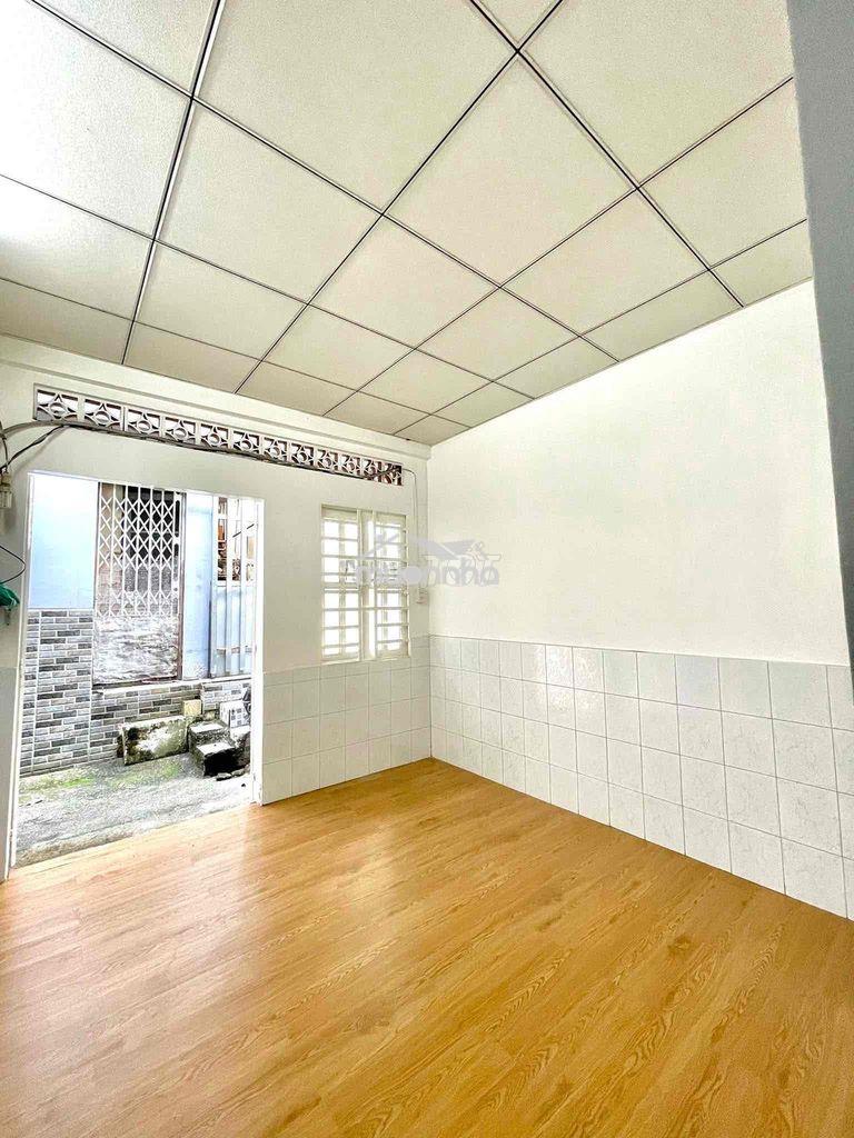 Cần bán gấp nhà 1trệt 1 lầu - Ảnh 2