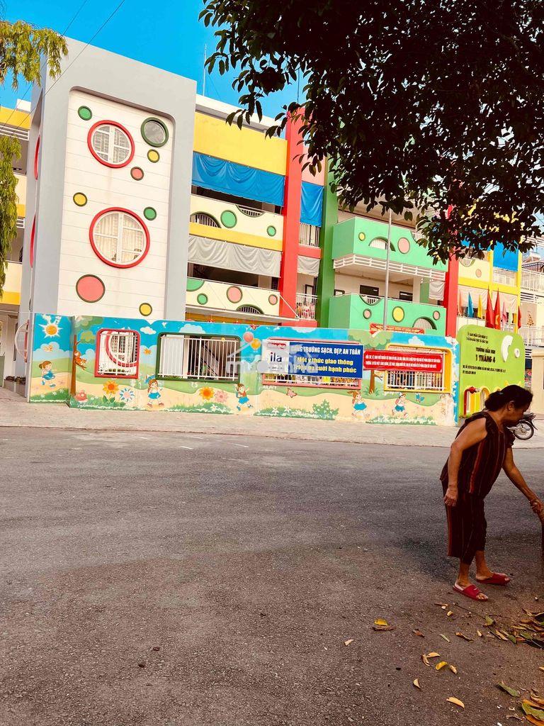 Nhà gần khu nam long, trệt, 2 lầu, 4pn, đường xe tải