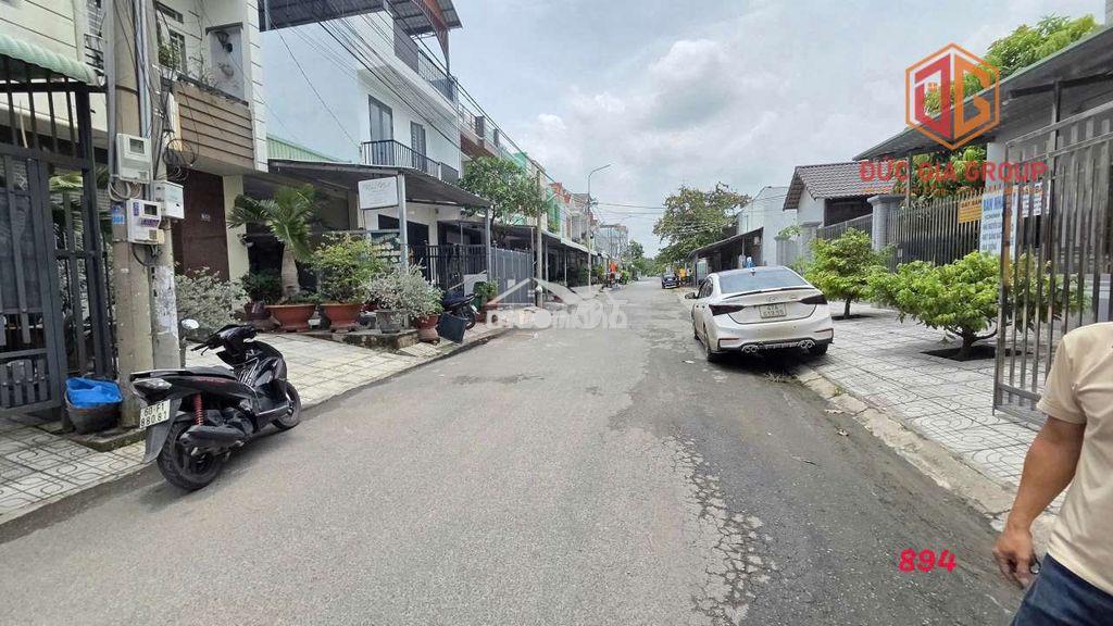 Bán nhà 1 trệt 2 lầu khu dân cư tân phong - Ảnh 2