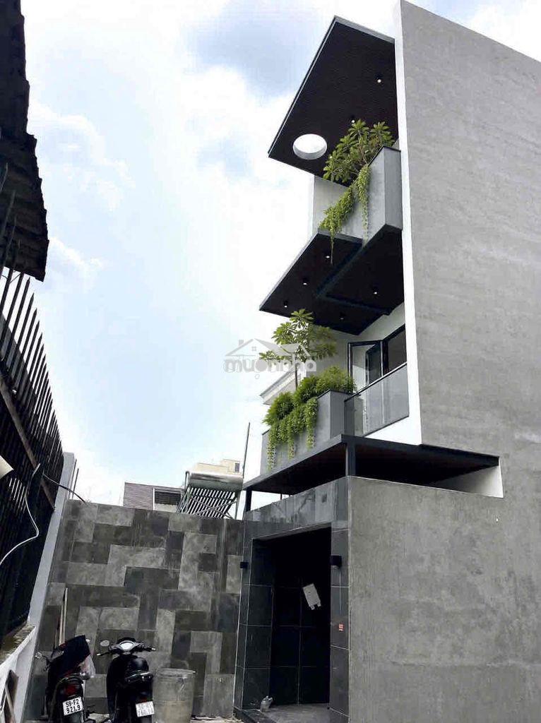 Nhà 1 trệt 2 lầu cách nguyễn tri phương vài bước chân