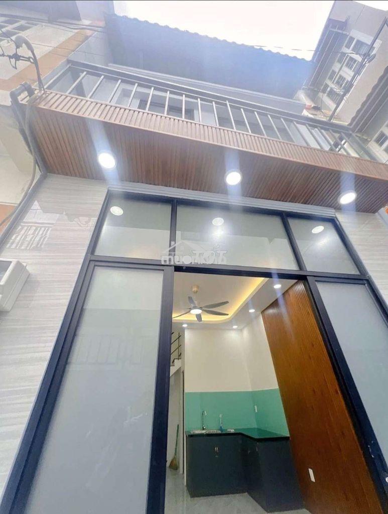 Nhà 2 tầng, 2pn. gần ngã tư bình phước, vị trí thuận tiện. chỉ 2.x tỷ