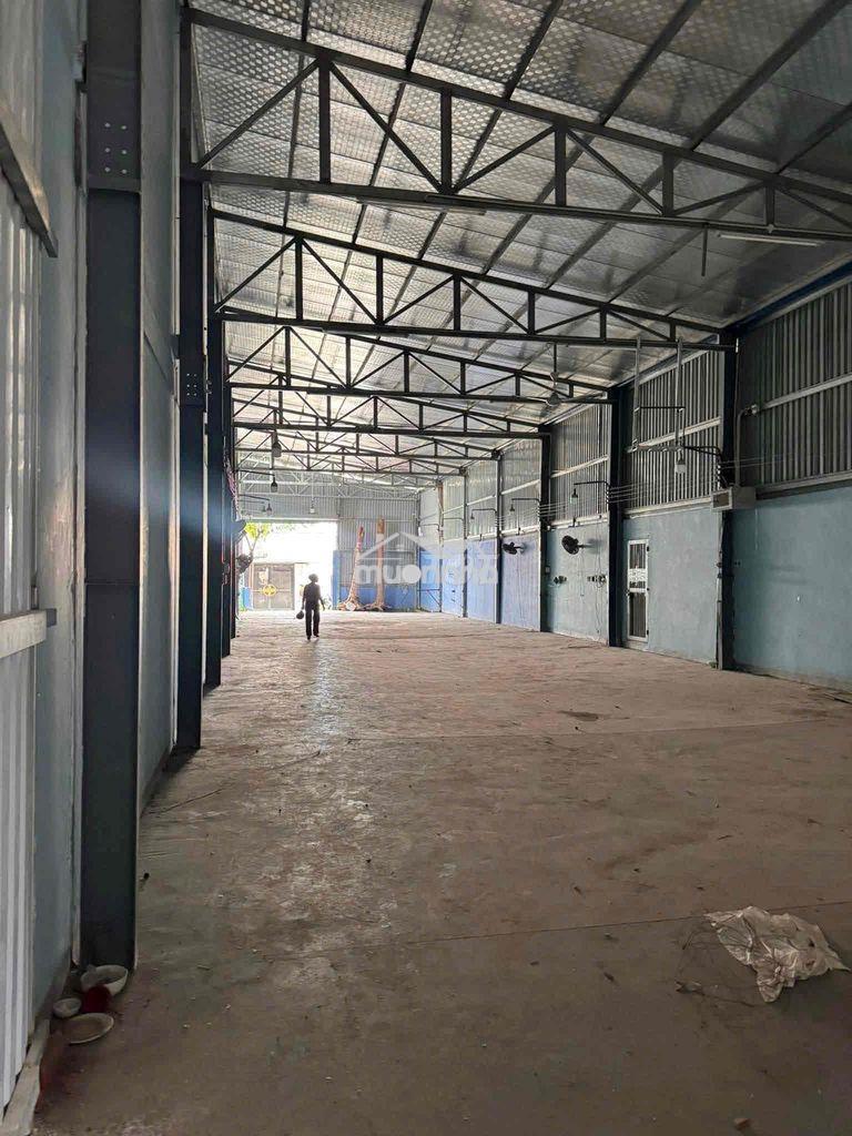 Cho thuê kho xưởng thạnh xuân q12