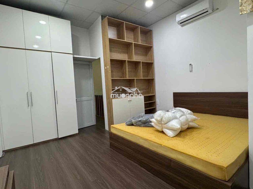 Nhà nguyên căn. hình thật 100%. full nội thất, giáp q.1, gần hàng xanh - Ảnh 3