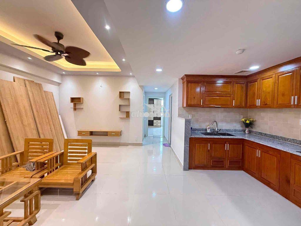 Chỉ: 4 tỷ 090 - 70m - 2pn - tầng cao - full nội thất -  chung cư 1050 - Ảnh 2