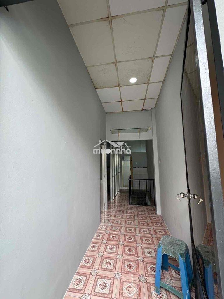 Nhà  bán q8 đông hồ cách mặt tiền vài bước chân, có thể cho thuê, - Ảnh 3
