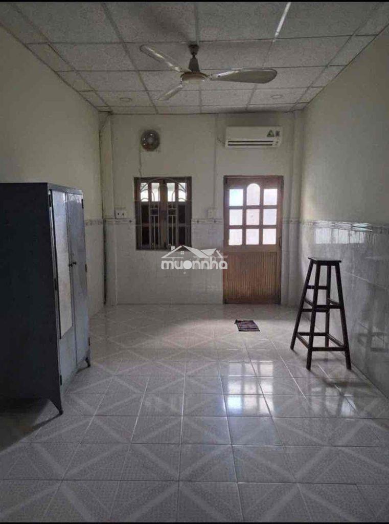 Nguyên căn 2pn 2wc đường cmt8, q3 | 1tr1l1lung - Ảnh 2