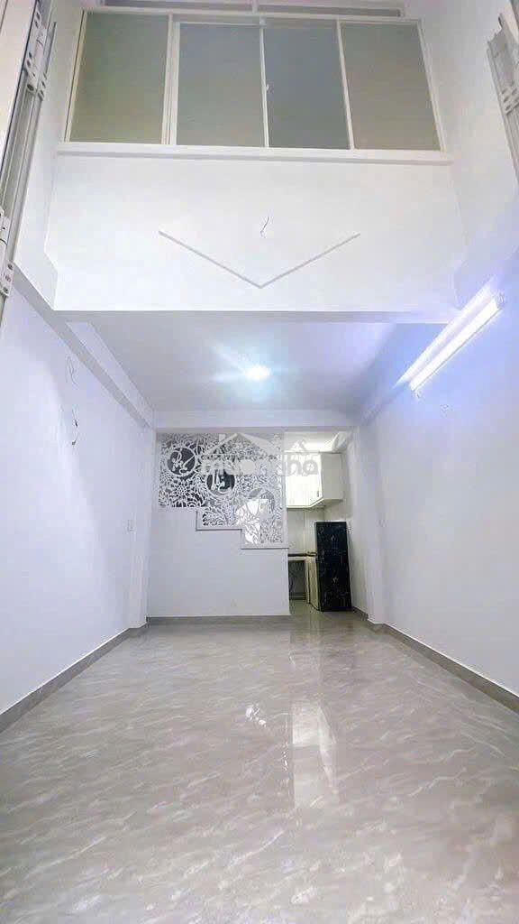 Nhà nguyên căn đường đoàn văn bơ - 2pn 3wc - 3.2x7m - 3