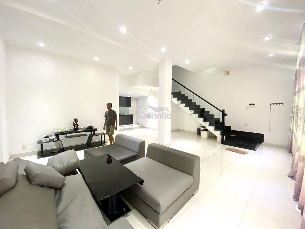 Cho thuê nhà có sân vườn - 6 phòng ngủ - Ảnh 2