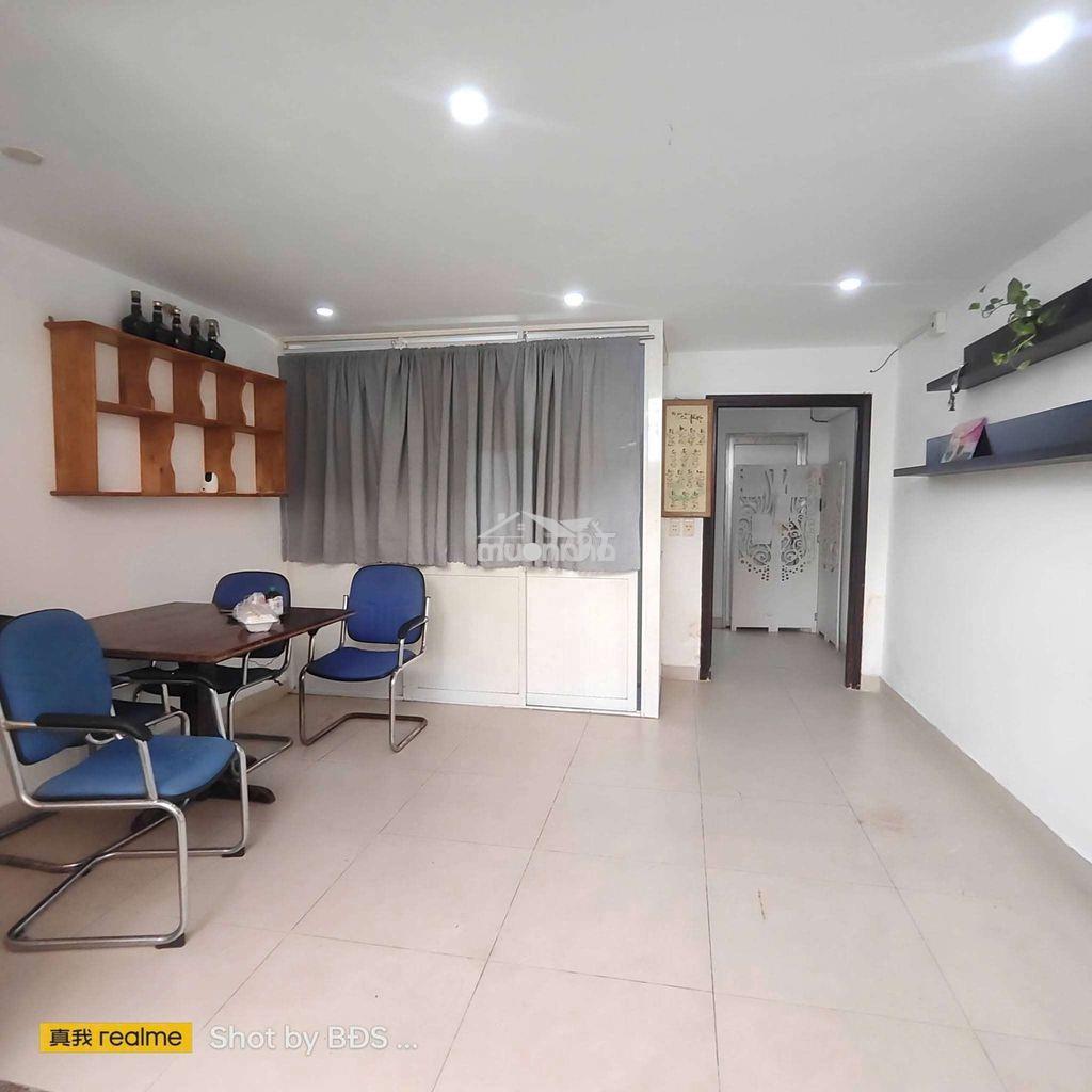 Nhà rộng khu bình triệu  - 2