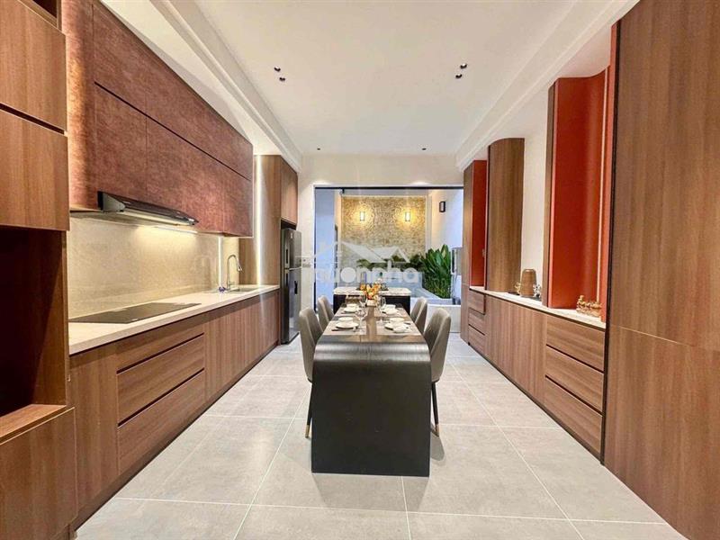 145 ✨ 🏡 cho thuê nhà 3 tầng có hồ bơi riêng