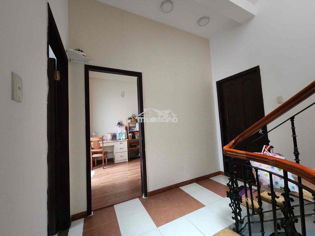 Chính chủ cho thuê nhà huỳnh văn bánh 4x14m 3 lầu giá 16tr/tháng có tl - Ảnh 4