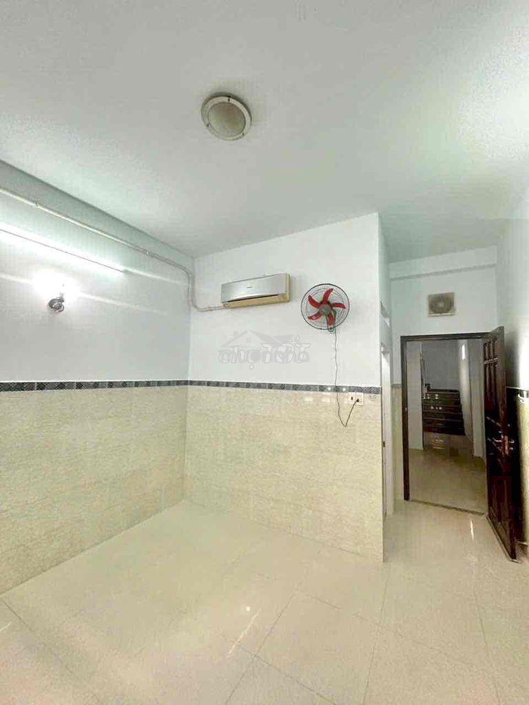 Cho thuê nhà mỗi phòng đều có wc riêng-hẻm hậu giang -quận 6 - Ảnh 4