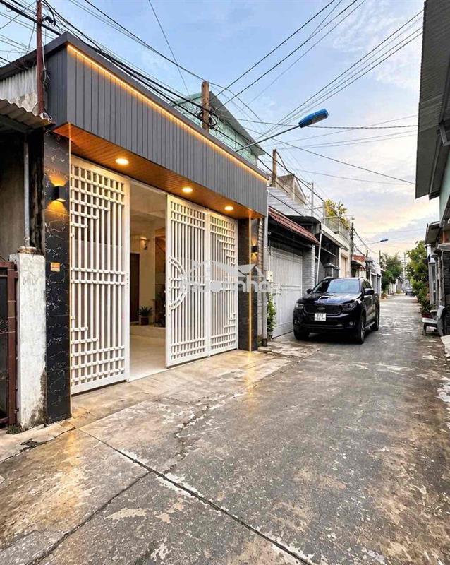 Cần bán nhà gần chợ thánh tâm gấp. diện tích 100m2. full thổ cư