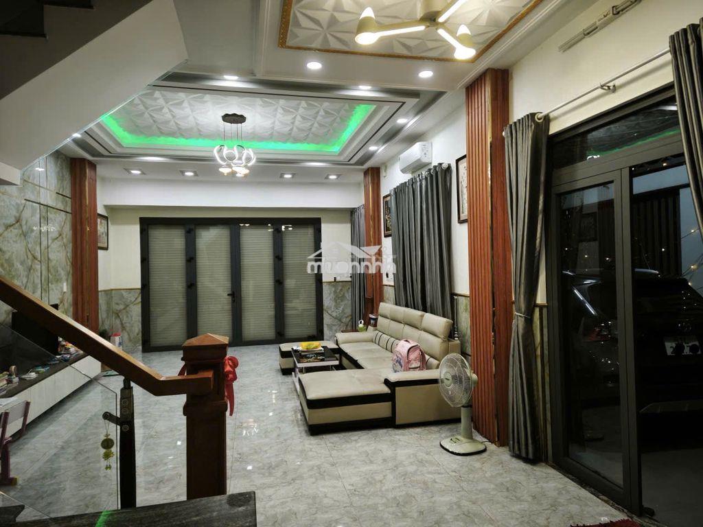Chính chủ bán (hoặc cho thuê) nhà góc 2 mặt tiền gần quận 7  - 3